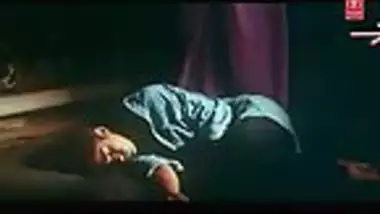 Desi sexy hot actress swathi romance with young boy