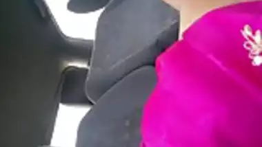 Paki Licking Pussy In Car