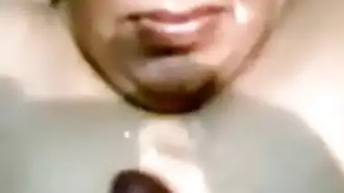 Indian Aunty Blowjob And Cumshot on Face