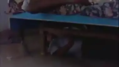 girl having sex while another lover under bed