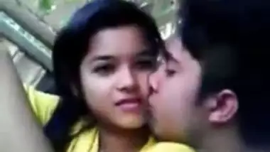 Desi sex video gorgeous sexy teen outdoor romance