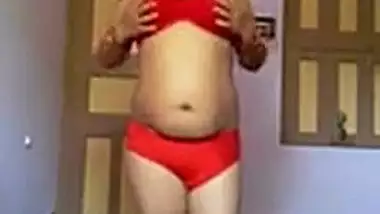 Hot Indian girl in nighty stripping