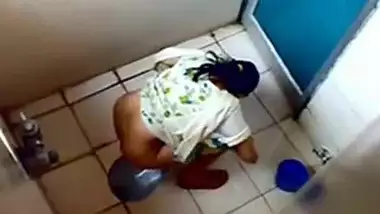 Indian Toilet Cam