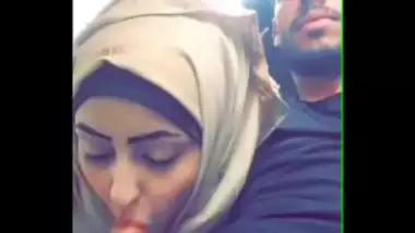 Desi Muslim Girl Sucking Cock In Car