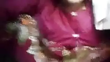 Desi sexy village bhabi shwo her hot pussy