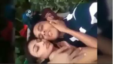 Outdoor Fuck Video Of Sexy Delhi Girl With Married Man