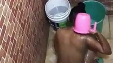 Desi Bhabhi Shower