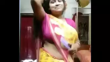 Indian Desi Milf Seducing