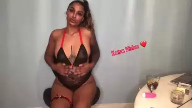 NRI INDIAN CAM BITCH EXPOSED