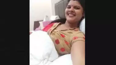 Beautiful Married Bhabi One More Small Clip