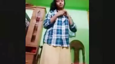 Bangladeshi Beautiful Sexy Girl Leaked Video