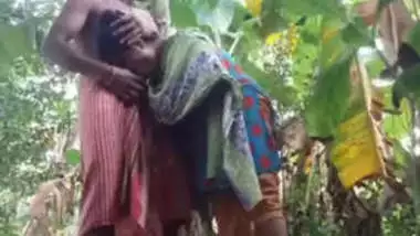 Bangla Bhabi Affair With Debar Blowjob & Fucking In Banana Khet