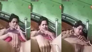 Bangladeshi live pussy show video on selfie cam