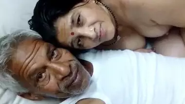 Desi Papa with homenurse blowjob XXX