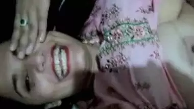 Karachi aunty naked show video