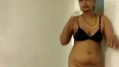 Sanjana towel dry nude video