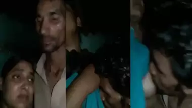 Dehati couple live sex video on selfie cam