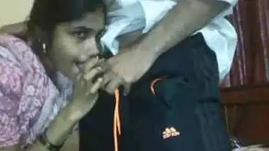 indian newly wed bhabhi sucking her servant dick after lunch