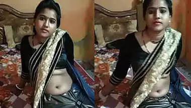 Hot Chubby Girl Deep Open Navel