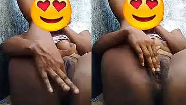 Indian girl Pussy Fingering Selfie