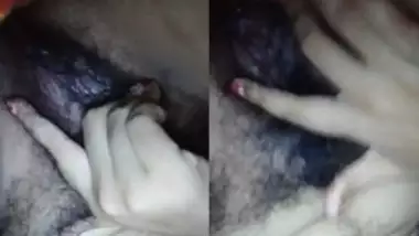 Cute Look Bangla Girl Fingering