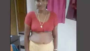 Tamil sexy aunty hoyt bod