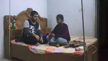 Indian virgin girl enjoyed by boyfriend