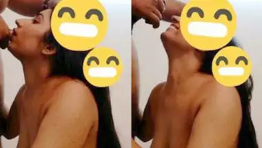 Super Cute Desi Girl Blowjob and Bf Cum On Her Face