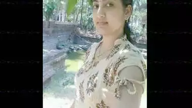 Punjabi cute face bhabi nice pussy