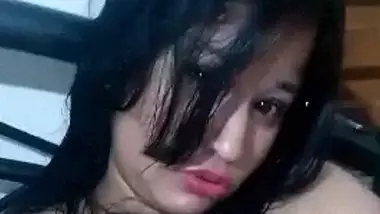 Sexy Sylheti bhabhi masturbating video