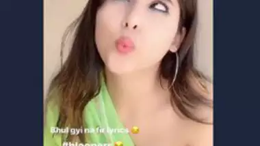 Beautiful girl live show app video 4