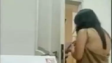 Desi Girl Showing Boobs To Delivery Guy