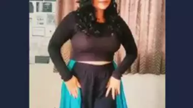 Desi cute girl got dance