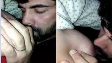 Amateur chudai video of bearded man licking Paki wife's nipple