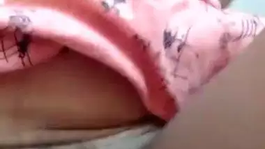 It is a pleasure to watch the porn video of Desi with hairy pussy