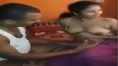 Telugu bharya neighbor uncle dengu mms