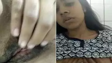 Well-groomed pussy is excited and the Indian girl deals with it