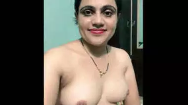 BHABI KI MAMI NE CHUDAI SIKHAI