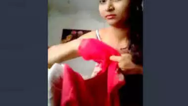 Hot Desi Girl Showing Her Boobs and Pussy