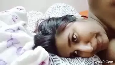 Pretty Desi female wakes up with the idea of filming XXX video