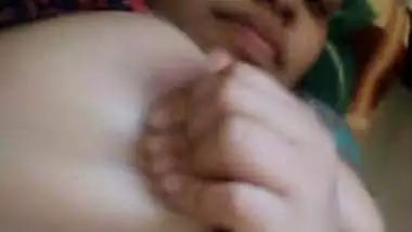 Tanker bhabhi showing clip