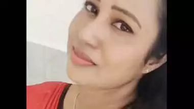 Beautiful Aunty 3 Video’s Collection Part 1