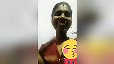 Today Exclusive- Tamil Showing Her Boobs