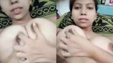 Bangladeshi virgin girl showing her pink pussy on selfie cam