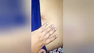 Maa Ki Gand Ki Malish Ke Bahane Maze Liye. Indian Big Ass