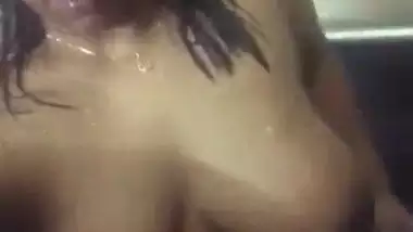 Aunty bare bath video for her secret bf