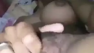 Horny Desi Girl Pussy Fingering