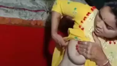 Saaali Showng Boobs t Jiijaajiii