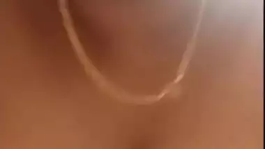 Desi bhabi sexy boobs