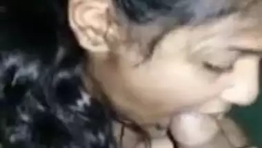 hy indian gf blowjob